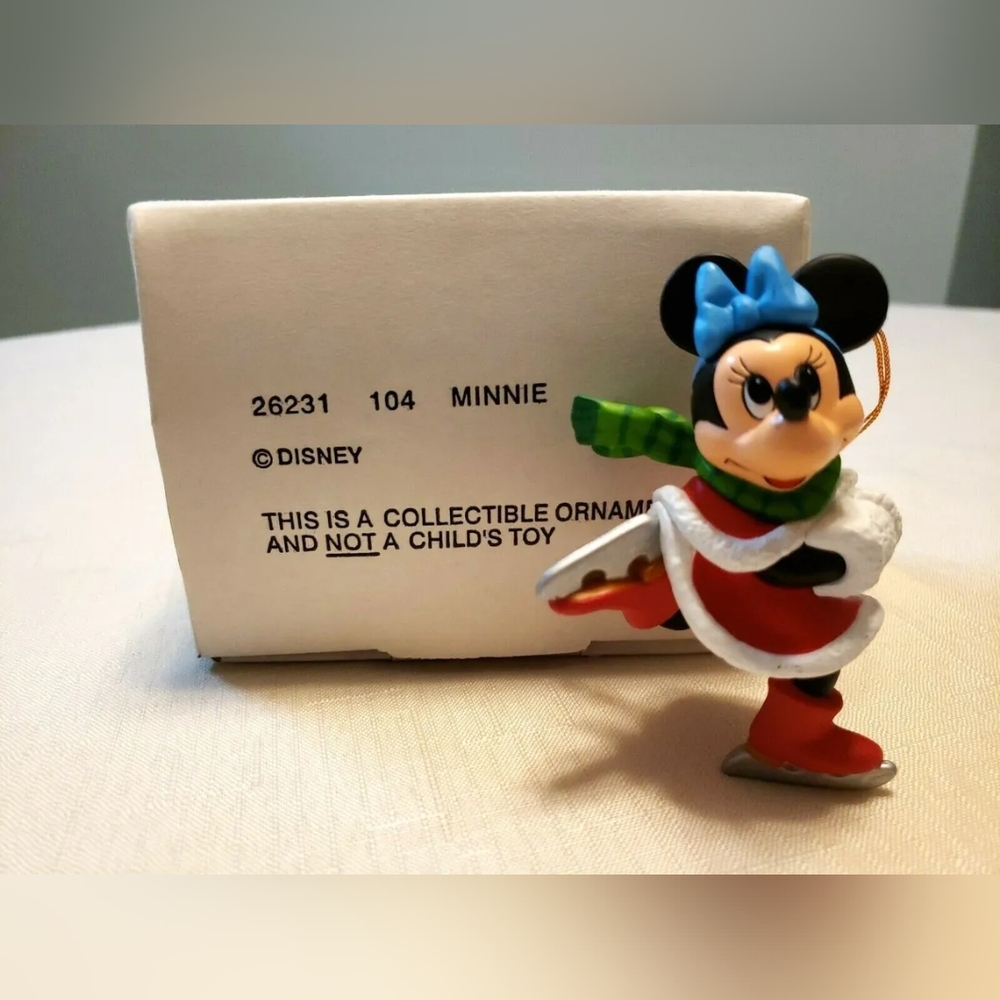 Disney Grolier DCO 011904 Minnie Mouse Christmas Ornament